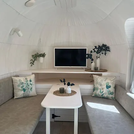 Iglu Camp Tangermünde